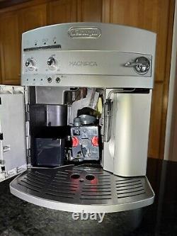 De'Longhi ESAM3300 Super Automatic Espresso/Coffee Machine, fully functional