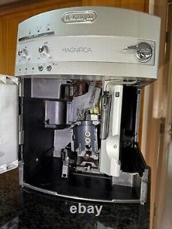De'Longhi ESAM3300 Super Automatic Espresso/Coffee Machine, fully functional
