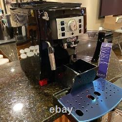 De'longh Magnifica XS Automatic Espresso Machine, Cappuccino Maker Black