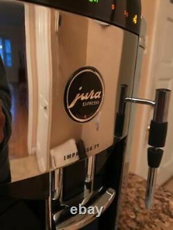 JURA CAPRESSO Impressa F9 Super Automatic Coffee Espresso Machine Chrome