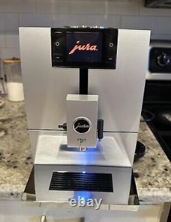 JURA E8 Espresso Machine 15371 (Black)