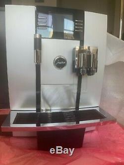 Jura 15089 GIGA W3 Professional Swiss Made Automatic Coffee Machine LOW USAGE