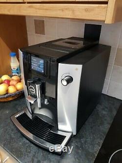 Jura E6 Bean to Cup Coffee Machine