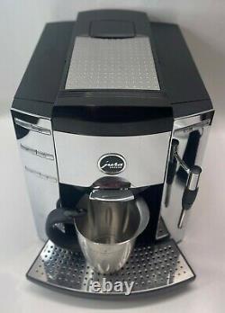 Jura Impressa F9 Chrome Superautomatic Espresso Machine! Used Works Great