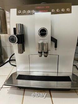 Jura Impressa Z7 One Touch Coffee Espresso Machine. Probably needs servicing