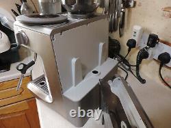 SAGE Coffee Machine Barista Express 1850W -Perfect Working Order + Accessories