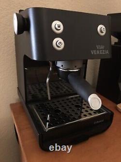 Via Venezia Saeco SIN 006XN Espresso Machine Coffee Maker with Original Box